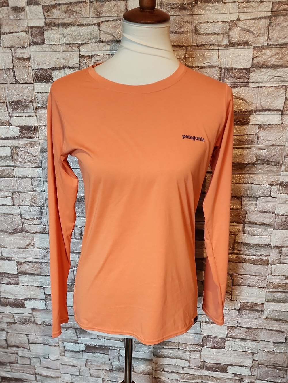 Patagonia Women's Long Sleeve Crew Neck Top - Coral